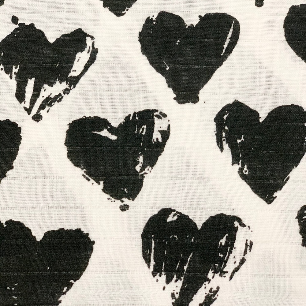 Black hearts swaddle blanket - Picture 2 of 2